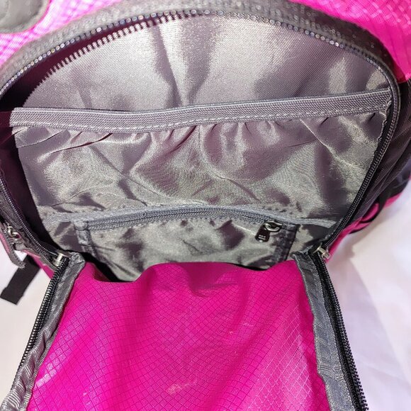 Hydration Pack Hiking Water Backpack - Miracol Insulated Water Bag - Picture 4 of 7